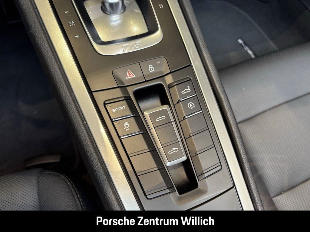 Porsche Boxster 718 BOSE Abstandstempomat Sitzheizung
