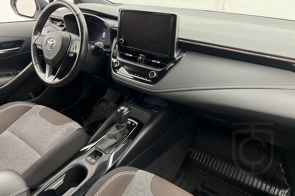 Toyota Corolla TREK Hybrid