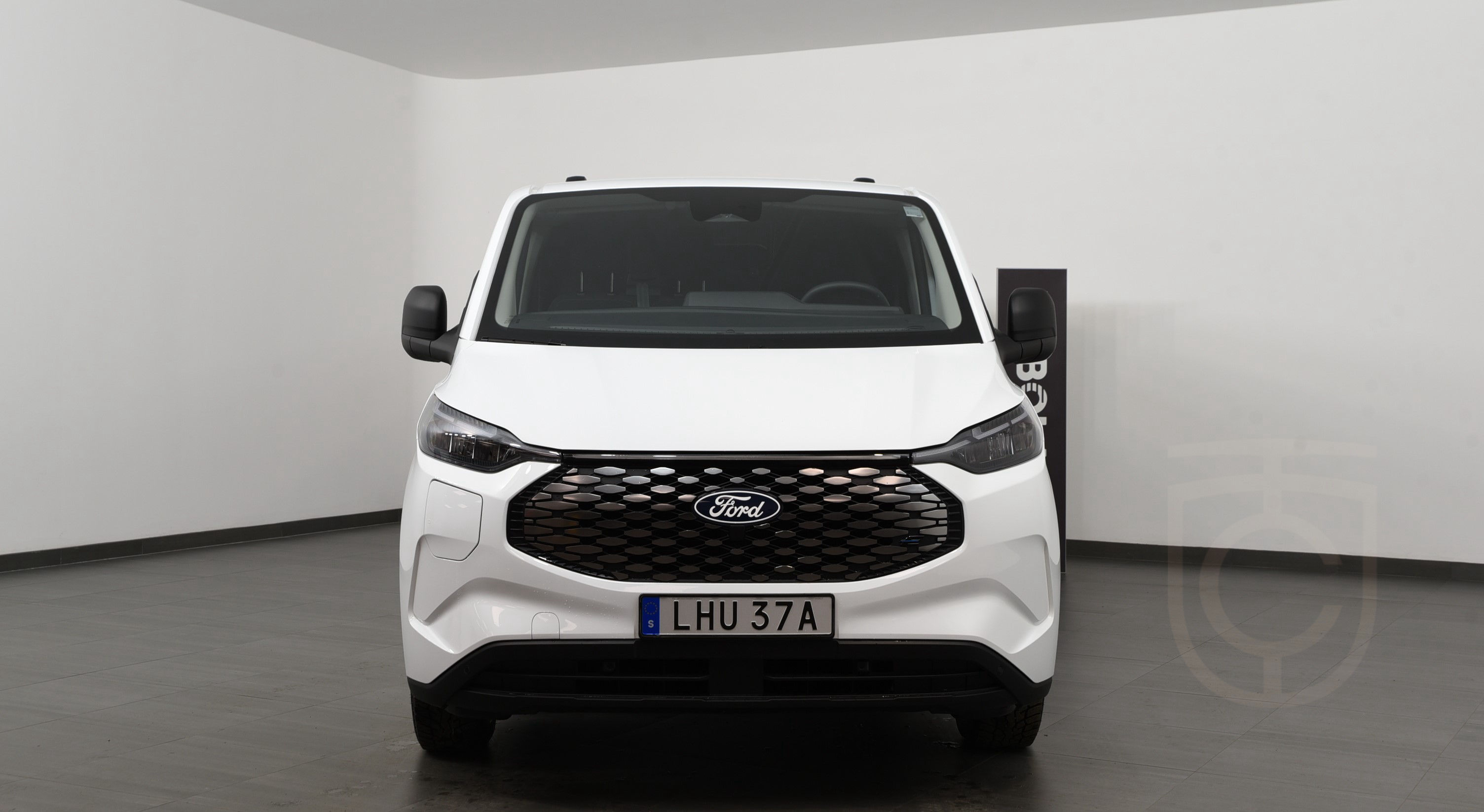 Ford E-Transit Custom 320