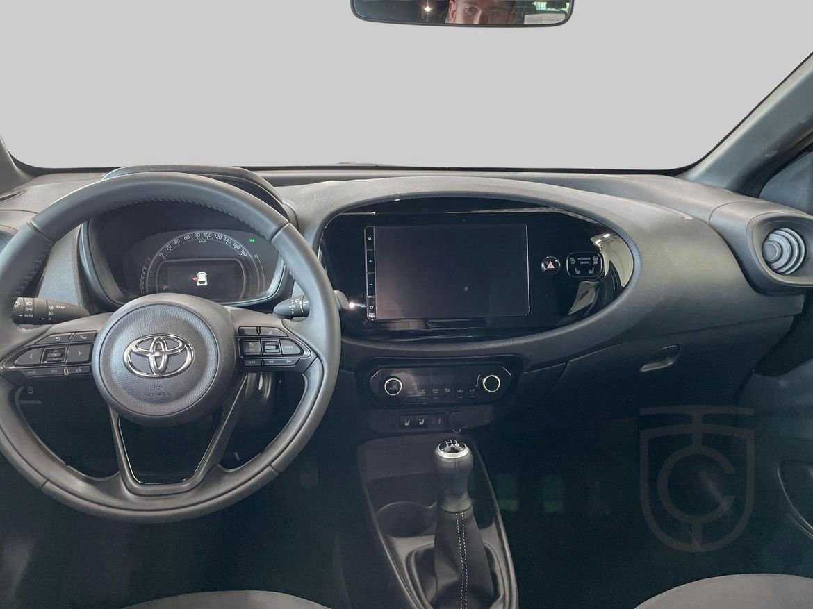 Toyota Aygo X 1,0 MAN 5-VXL PLAY COMFORT & STYLE PACK V-h...