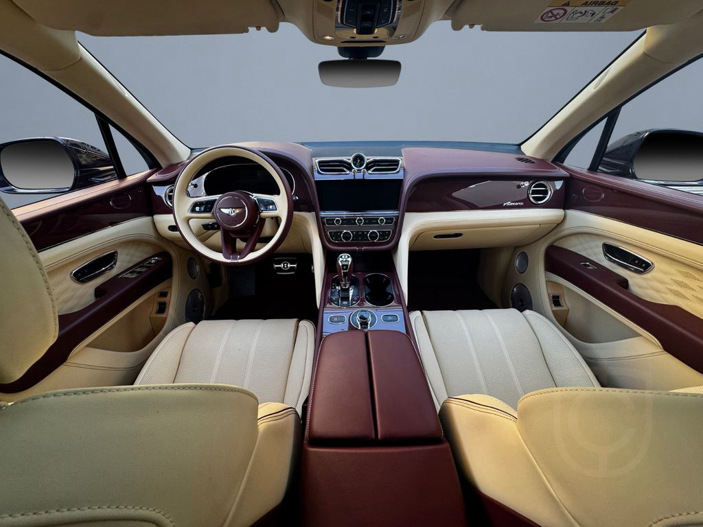 Bentley Bentayga AZURE V8 - MY25 - BENTLEY BERLIN -