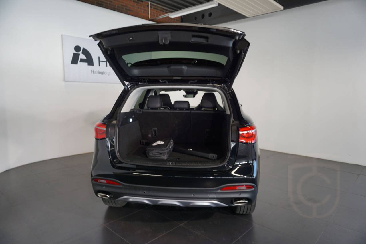MG EHS PLUG-IN HYBRID LUXURY MY21