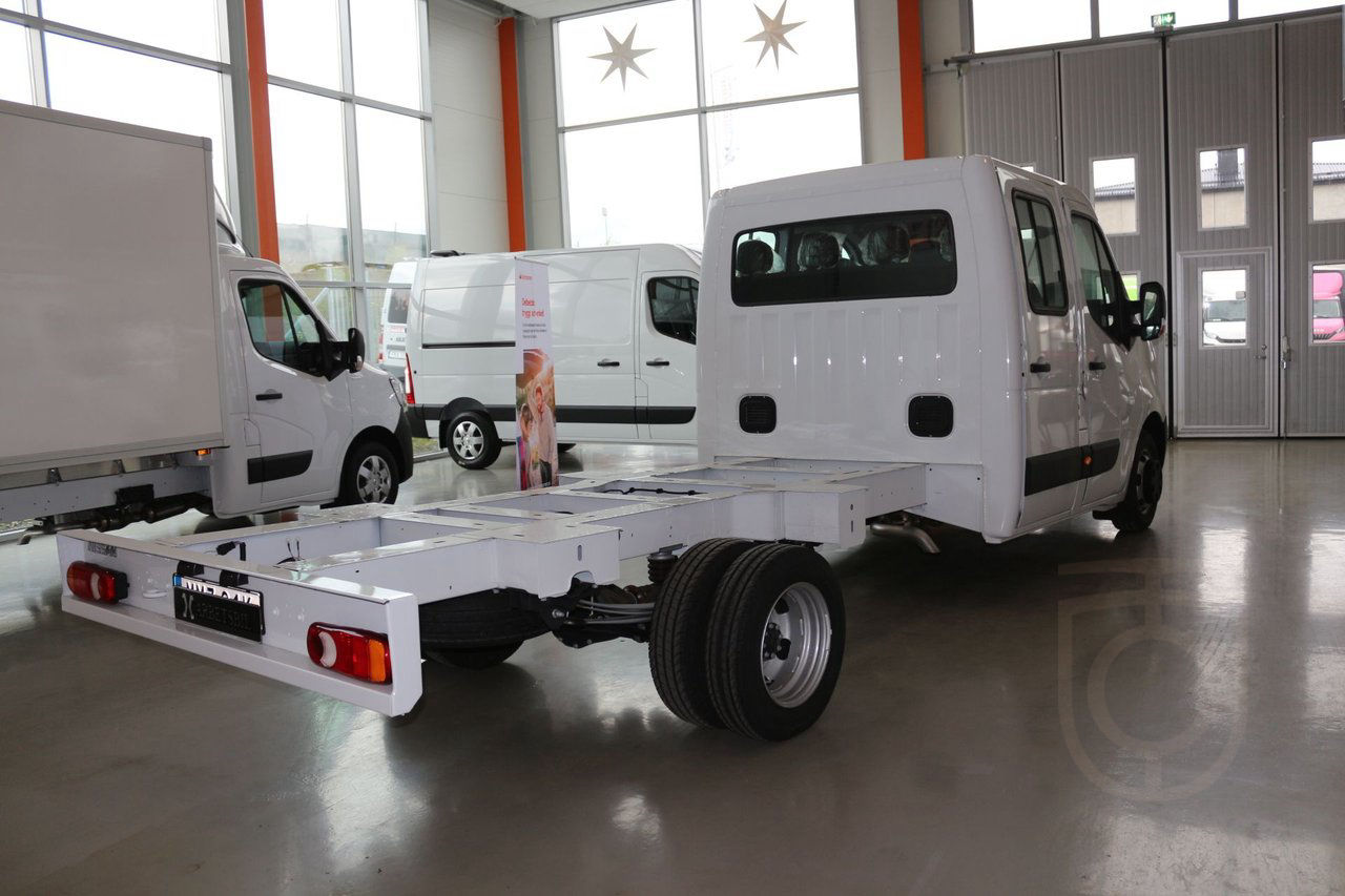 Nissan Interstar
