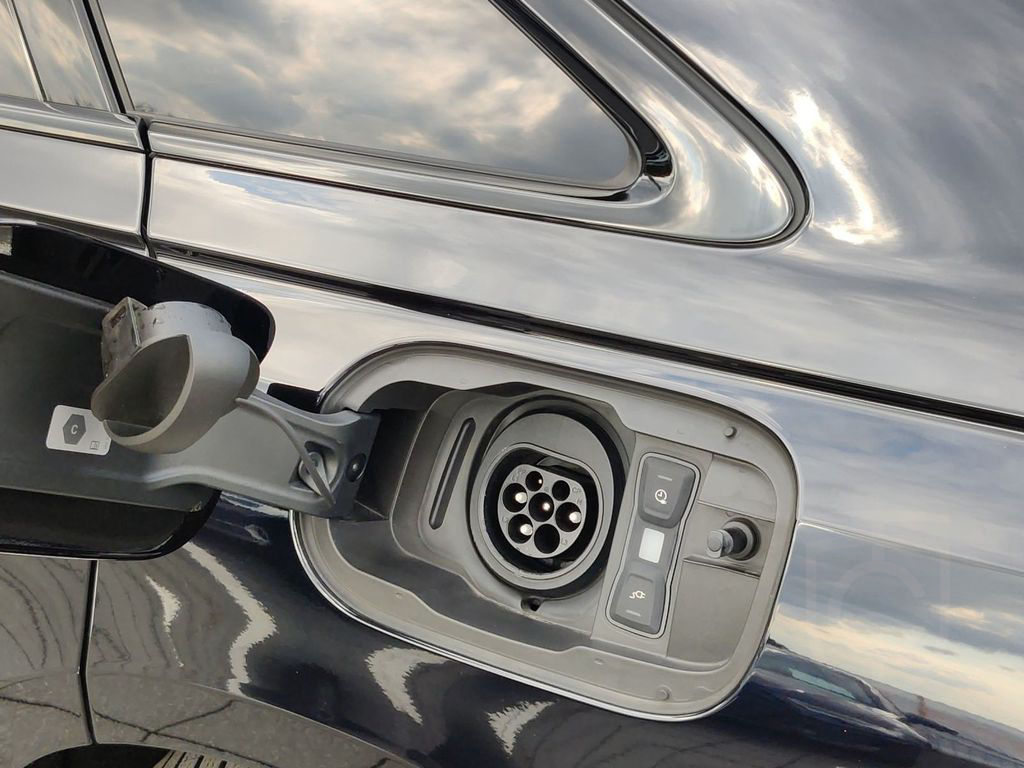 Audi A8 60 TFSI e qu. S line (Ext) B&O*HuD*Pano*Air