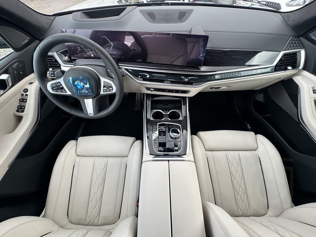 BMW X7 xDrive40d M Sportpaket Pro - UPE 129.400,00 €