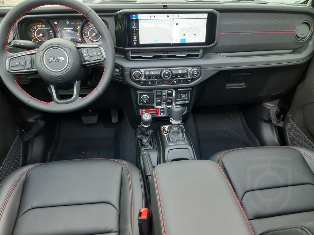 Jeep Wrangler Rubicon My 24 mit SkyOne Touchdach