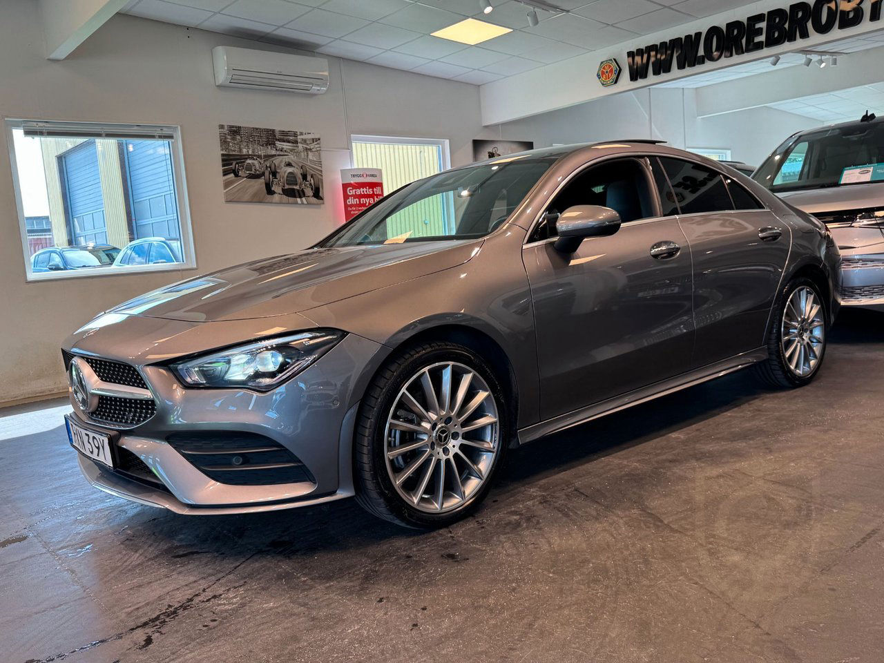 Mercedes-Benz CLA 250 e AMG Pano Burmester Widescreen