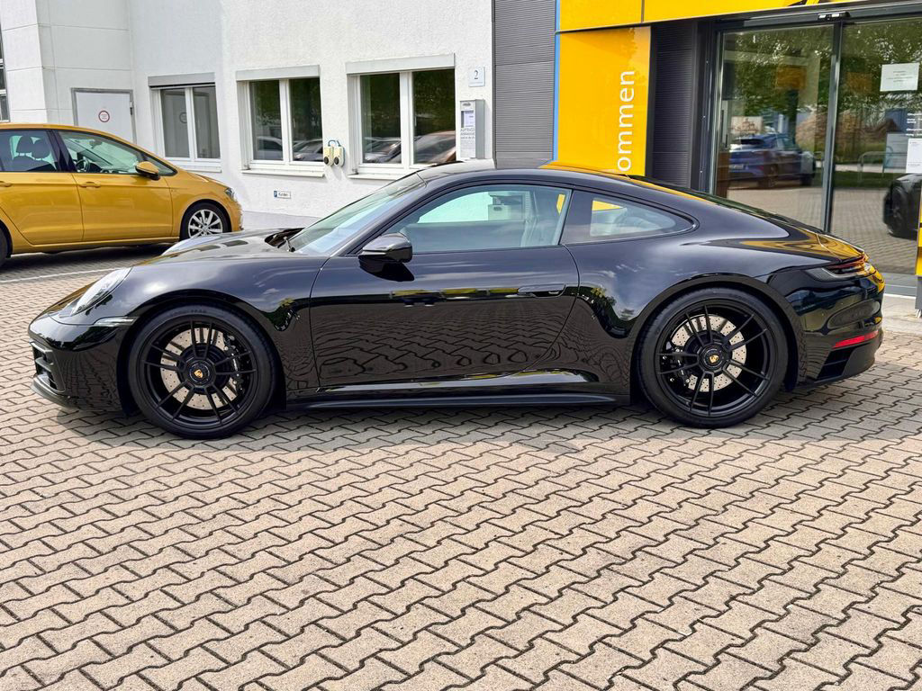Porsche 992 GTS *360°KAMERA*BOSE*XPEL FOLIE*RACE TEX*