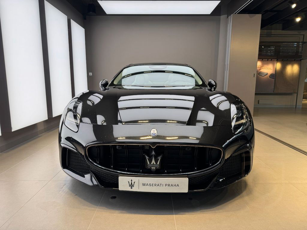 Maserati Granturismo 3.0 404kW Trofeo AWD *Warranty 2027*