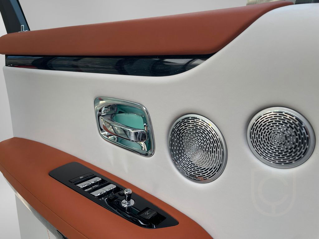 Rolls-Royce Ghost Amber Roads 1 of 12