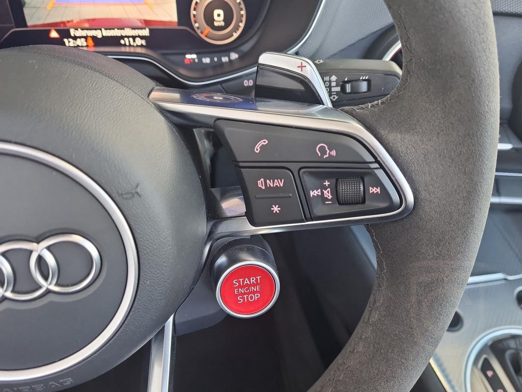 Audi TT RS quattro RS-Dämpf-Regl. RS-Abgas SideAssist