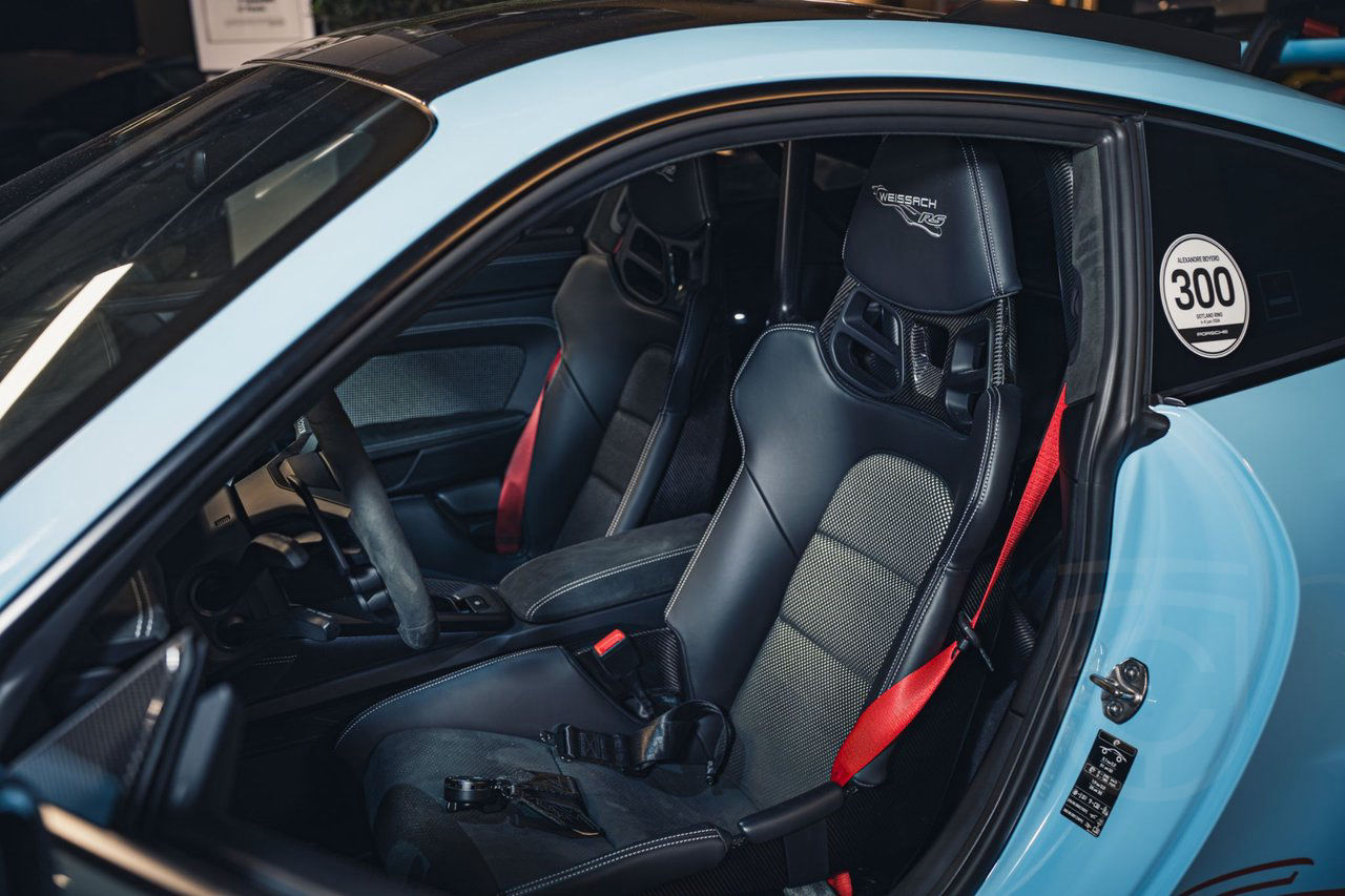 Porsche 911 992 GT3 RS PTS Gulf Blue -
