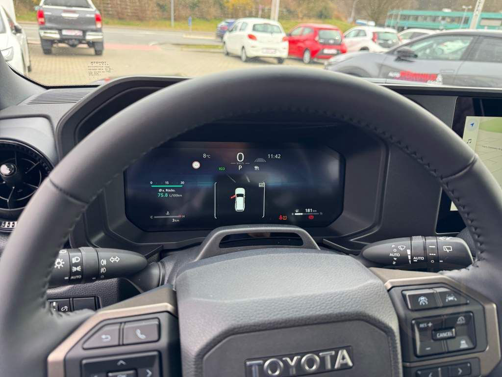 Toyota Land Cruiser 2.8 D-4D AT Executive+7-Sitzer+Schi