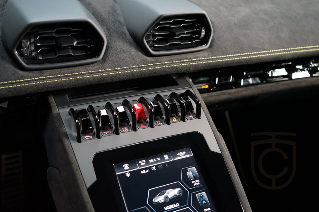 Lamborghini Huracán Sterrato*Ad-PERS*63*MATT*300.826€ NETTO