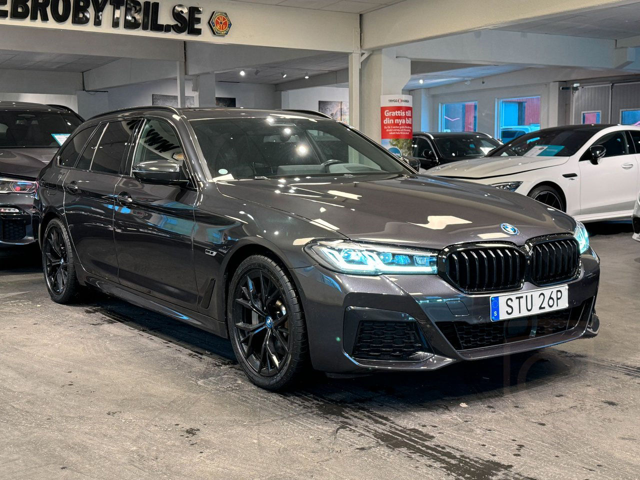 BMW 530e Touring M Sport Innovation