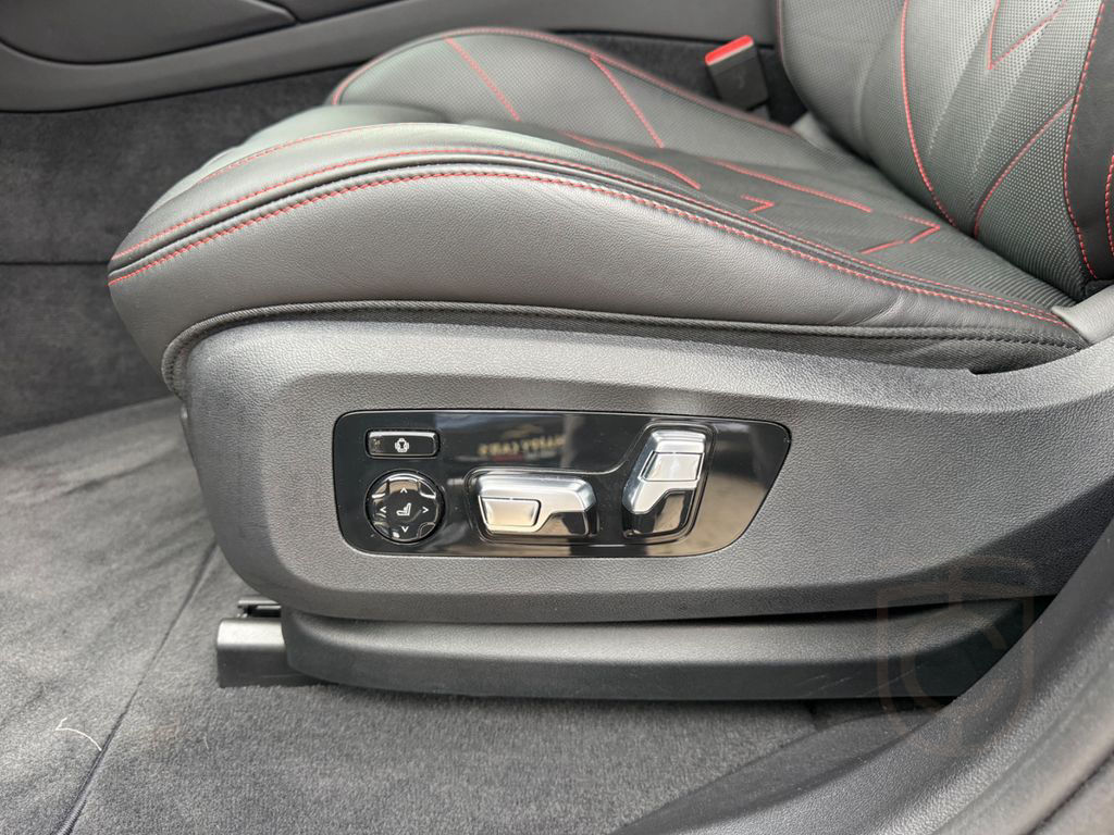 BMW XM RED Label-750PS