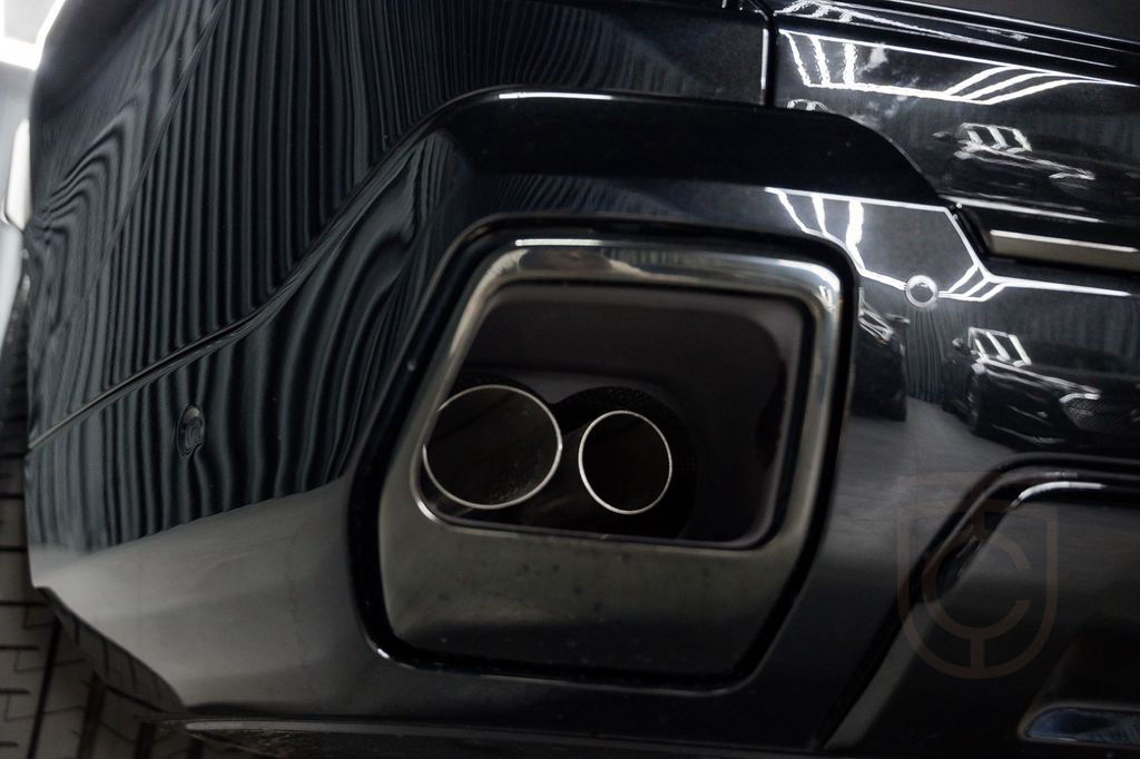 Rolls-Royce Cullinan Black Badge 4Seats Starlight 2025 FULL