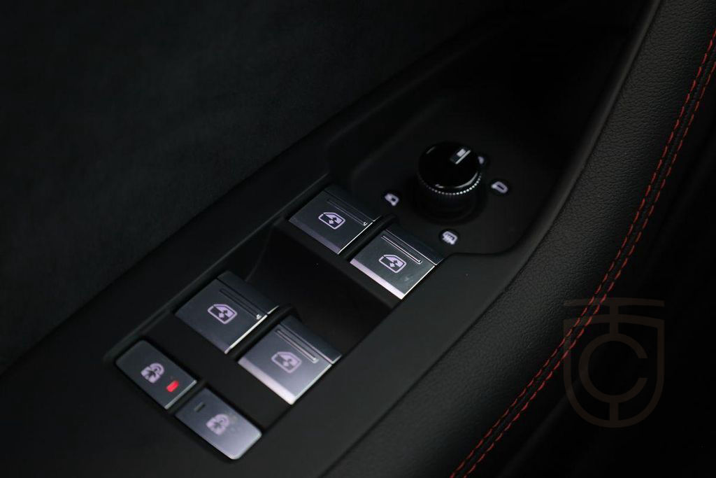 Audi RS6 Avant performance Leder Laser Pano BO 22" RS