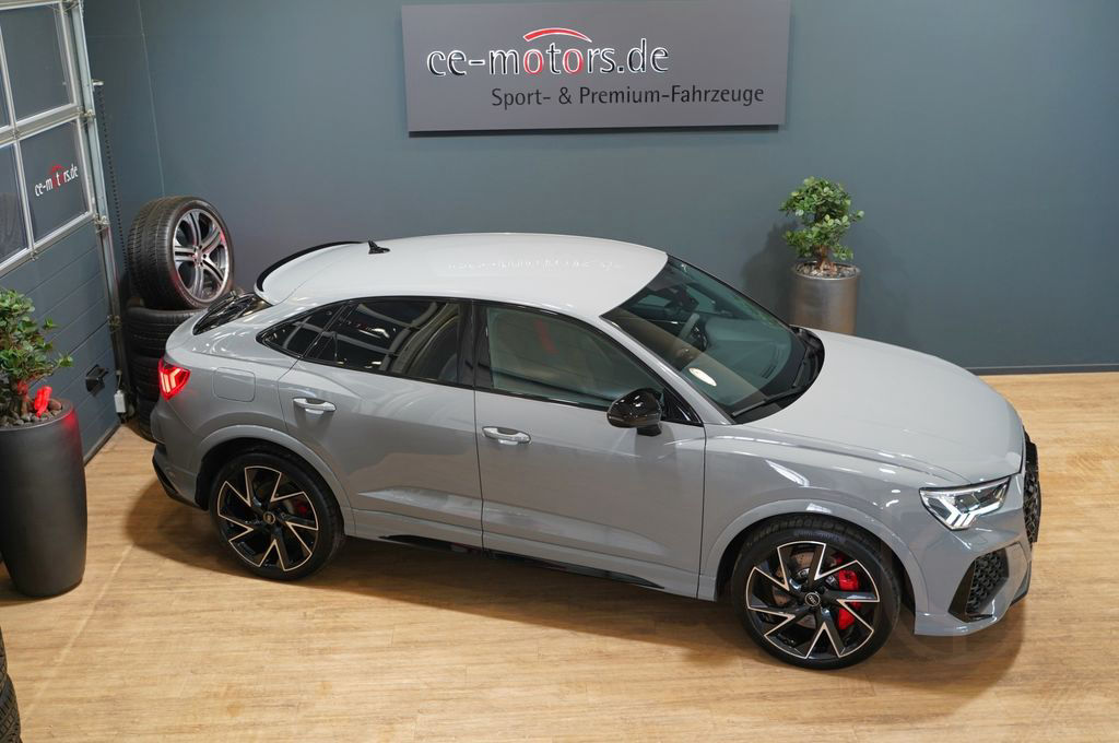 Audi RS Q3 Sportback 2.5 TFSI 280km/h*SONOS*AHK*ACC