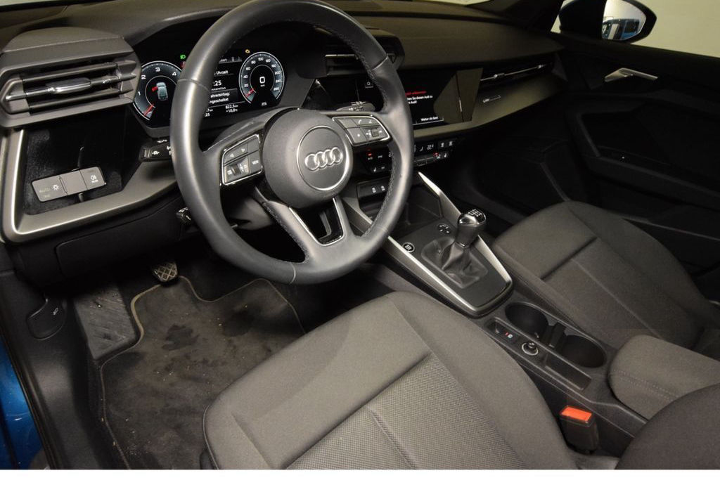 Audi Sportback 30 TDI