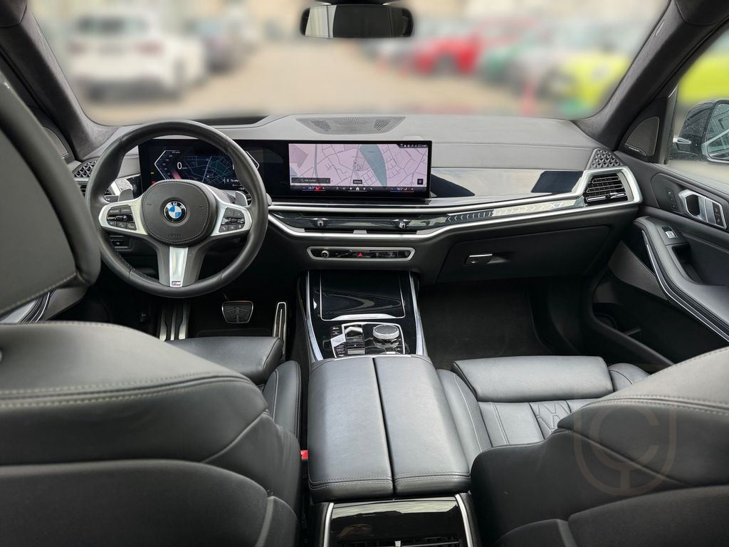 BMW X7 xDrive40d M SPORTPAKET PRO+ICONIC GLOW+AHK