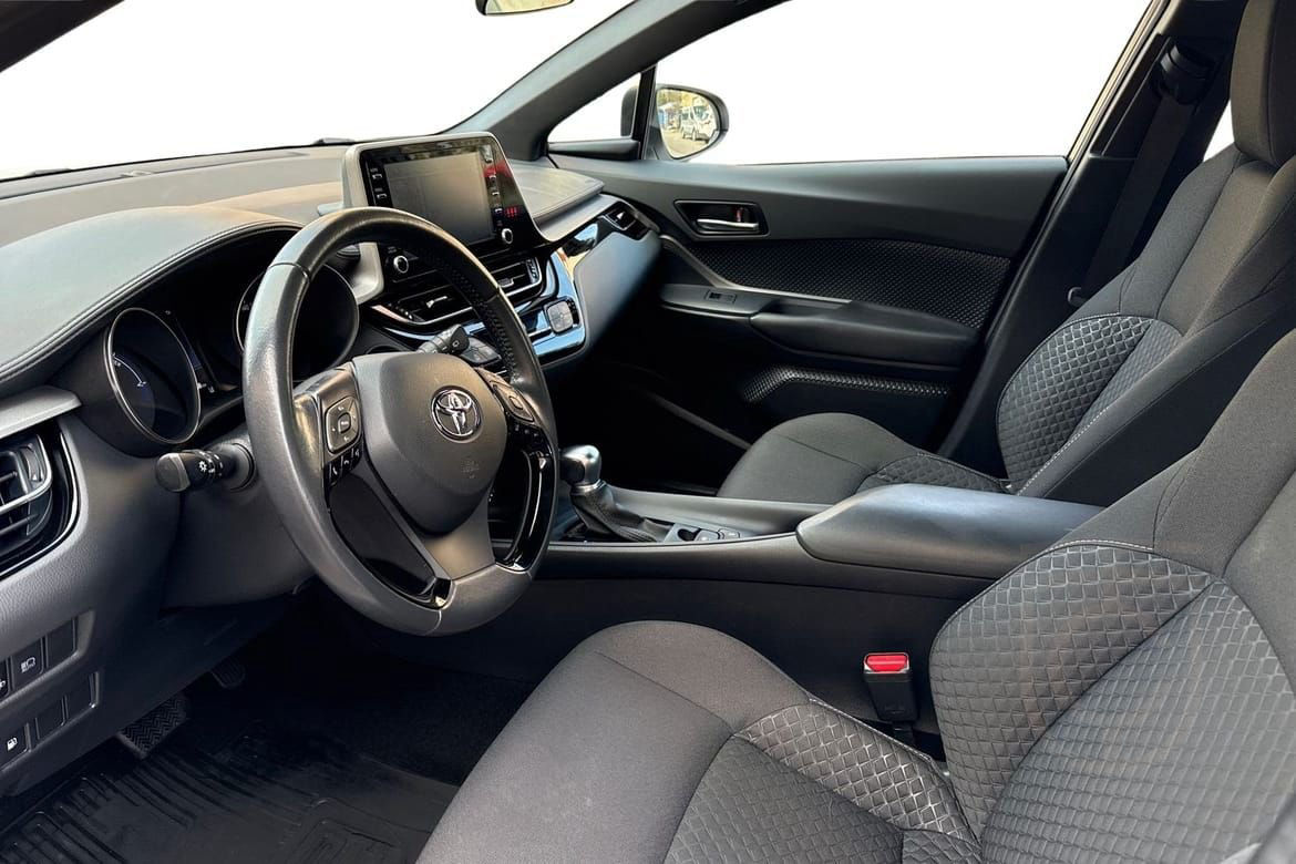 Toyota C-HR Hybrid 1,8 ACTIVE