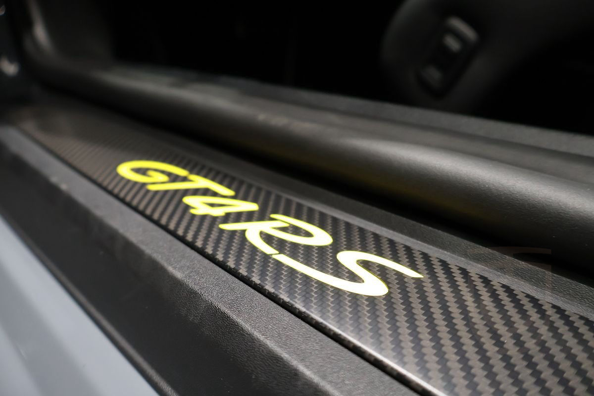 Porsche 718 Cayman GT4 RS