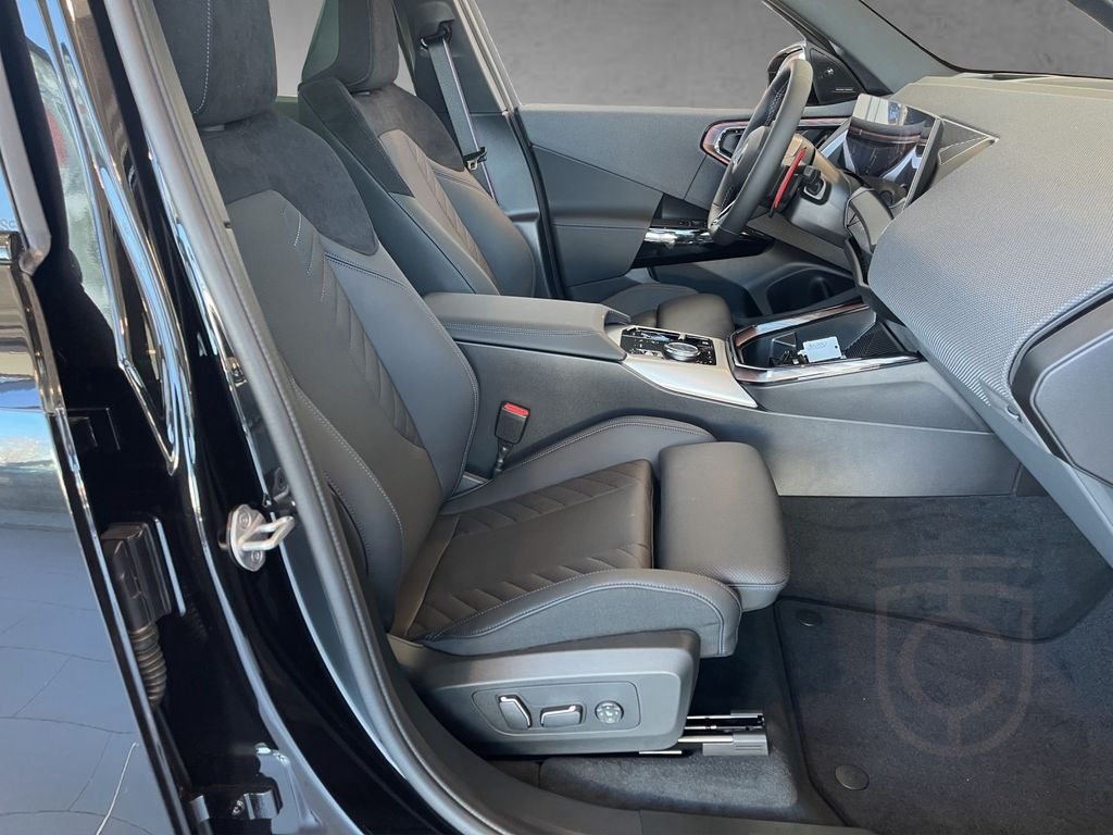 BMW X3 M50 xDrive Pro AHK Pano DriveAssPro Stndhzg 3