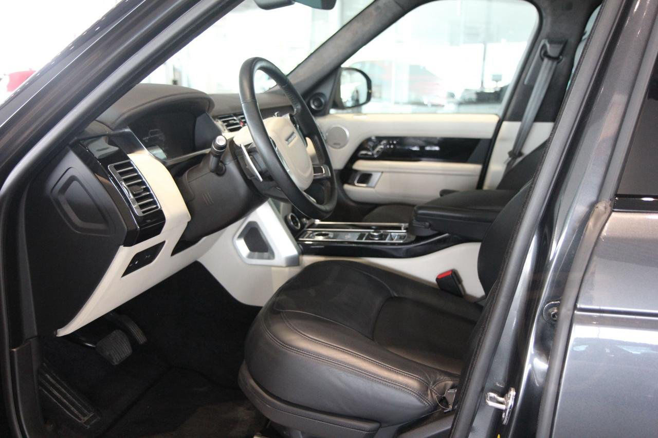 Land Rover Range Rover P400e