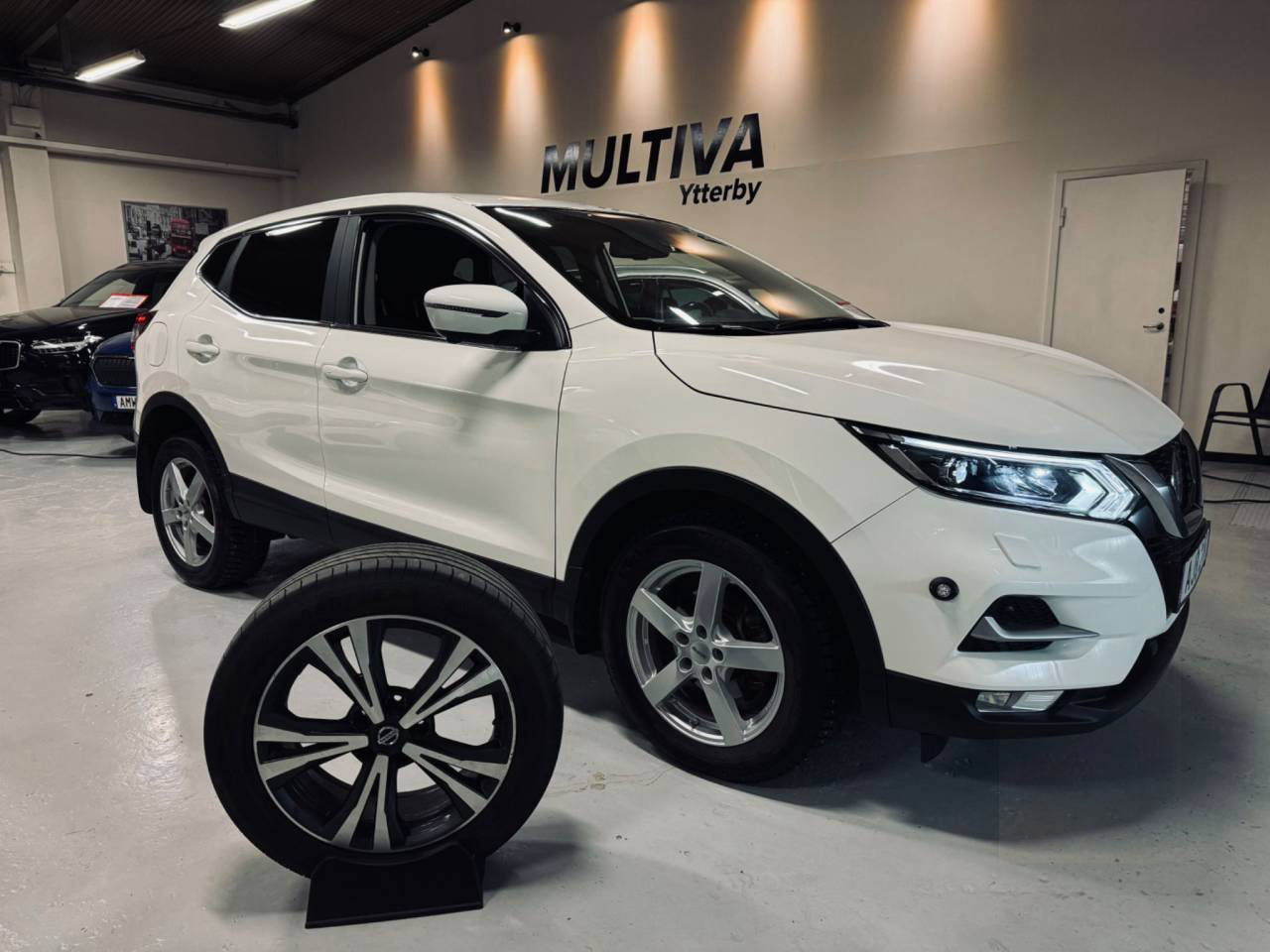 Nissan Qashqai 1.7 DCi 4WD XTRONIC Automat