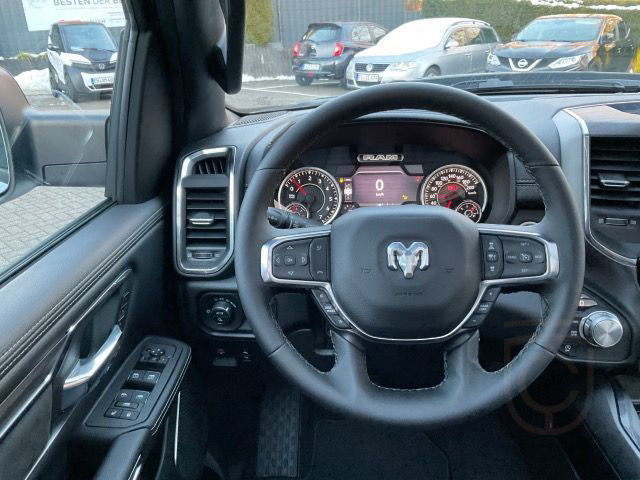 Dodge RAM 1500 Crew Cab 3.0 4x4 Laramie Sport Navi SD