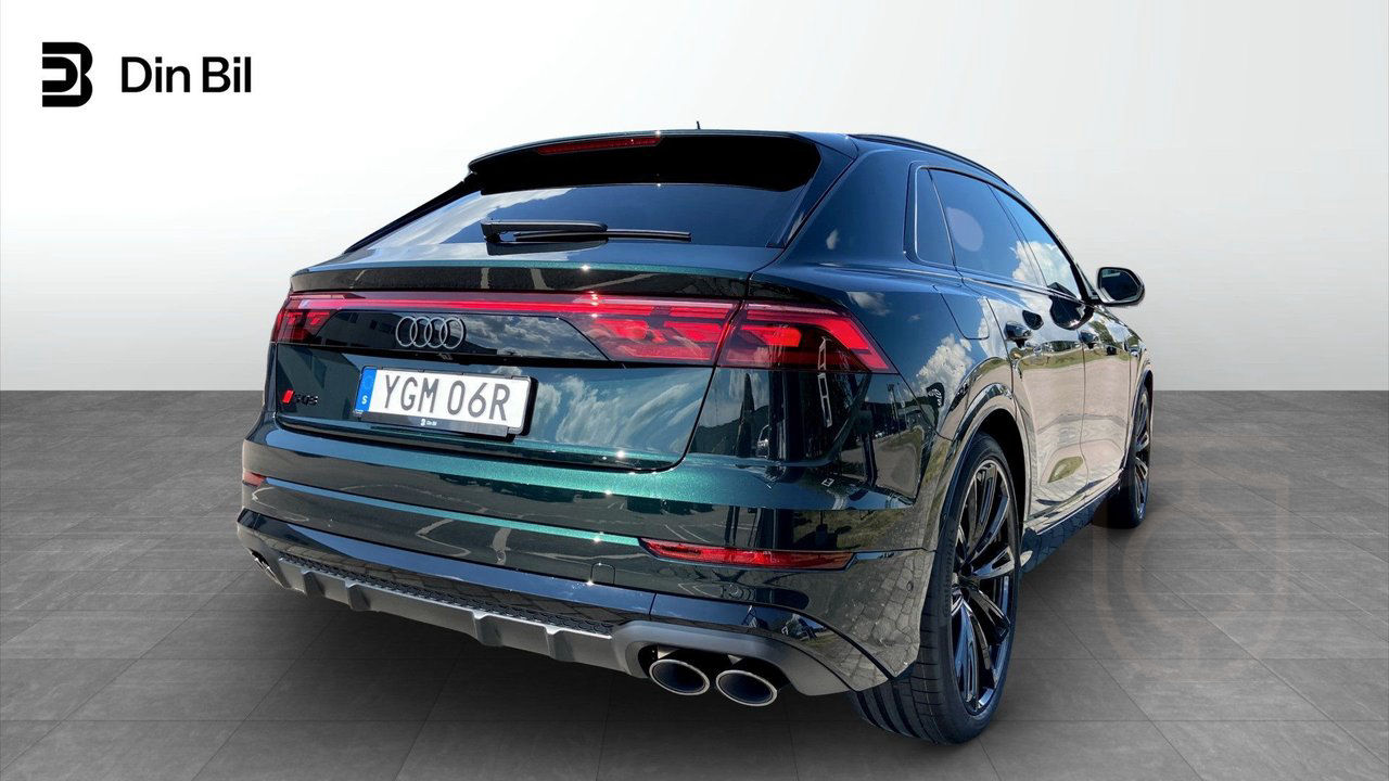 Audi S8
