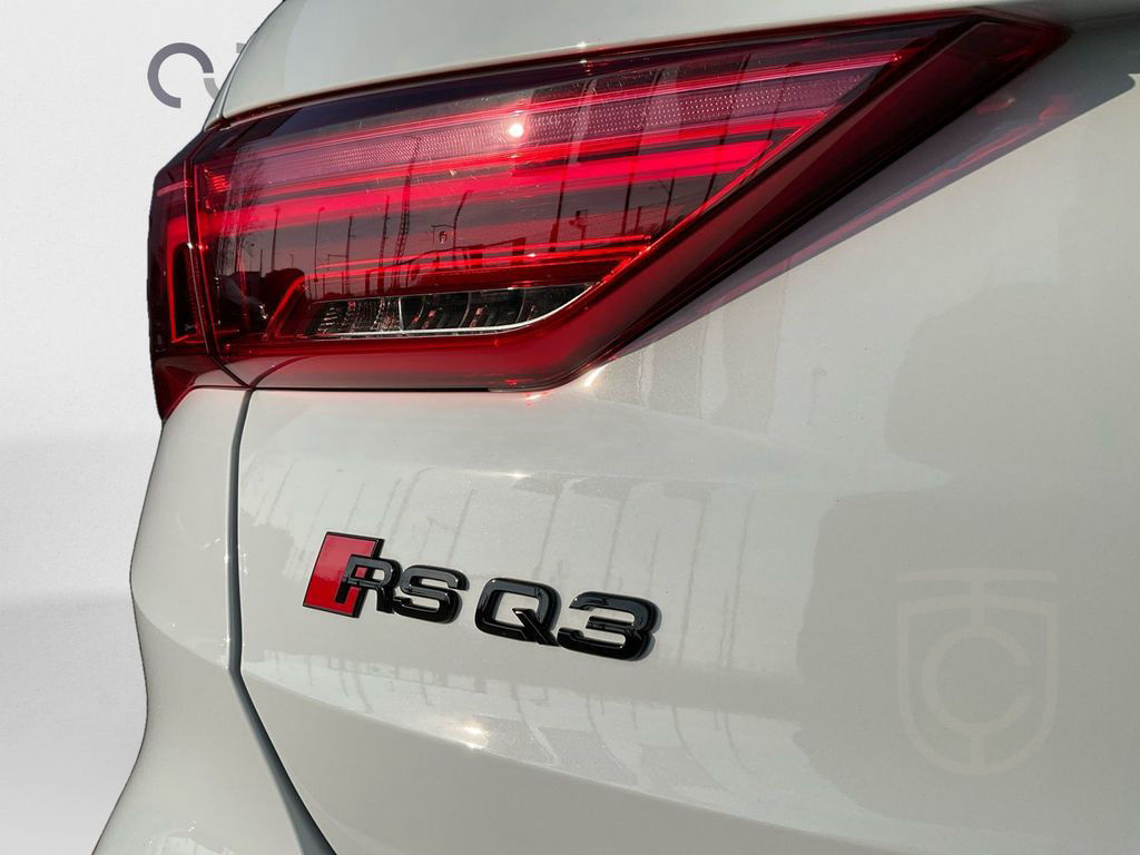 Audi RS Q3 Nappa 360° AHK Sonos 280 km/h Fahrwerk RS+