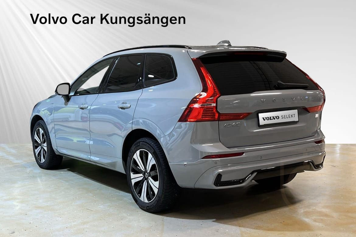 Volvo XC60 Recharge T6 II Plus Dark Edition. 360