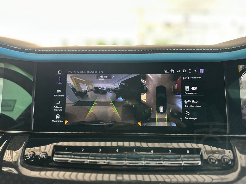 Rolls-Royce Cullinan Black Badge