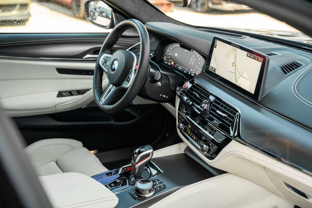 BMW M5 Baureihe M5 Lim. Competition HUD/360°/ACC/TOP