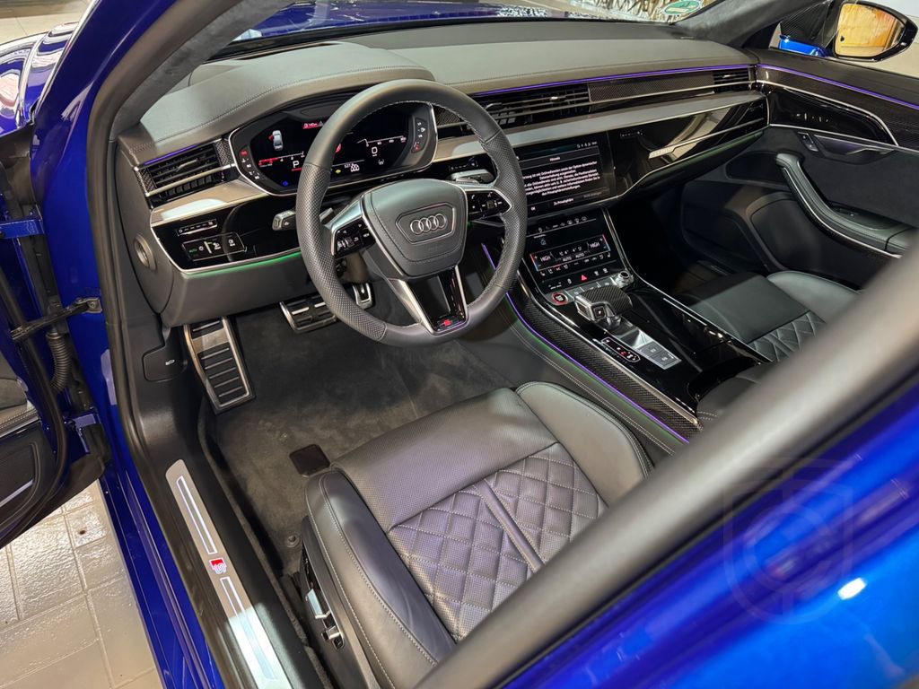 Audi S8 4.0 TFSI quattro MATRIX~CARBON~HEADUP~360~B&O