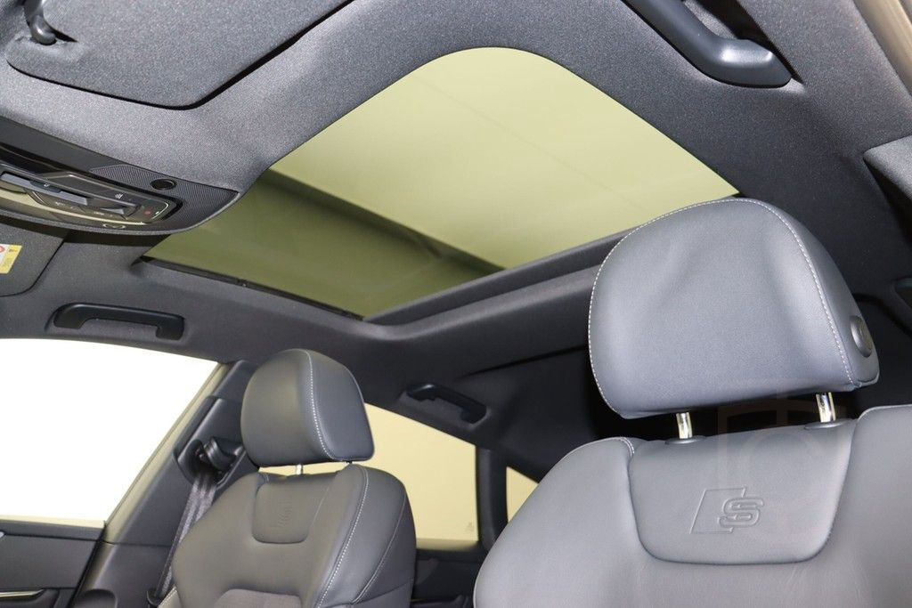 Audi A7 Sportback 55 TFSIe quattro S line LED Navi