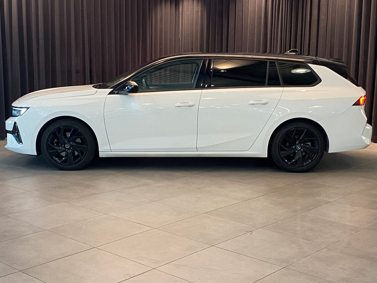 Opel Astra ST GS PT 130AUTOMAT