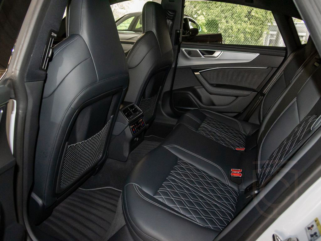 Audi S7 Sportback 3.0 TDI qu AHK Matrix Pano B&O 21''