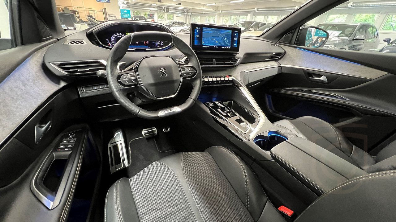 Peugeot 5008 GT 1.2 PureTech 130 EAT Black Edition