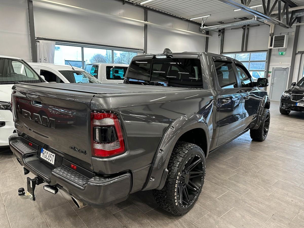 Dodge RAM 1500 Limited Offroad Extreme Edition