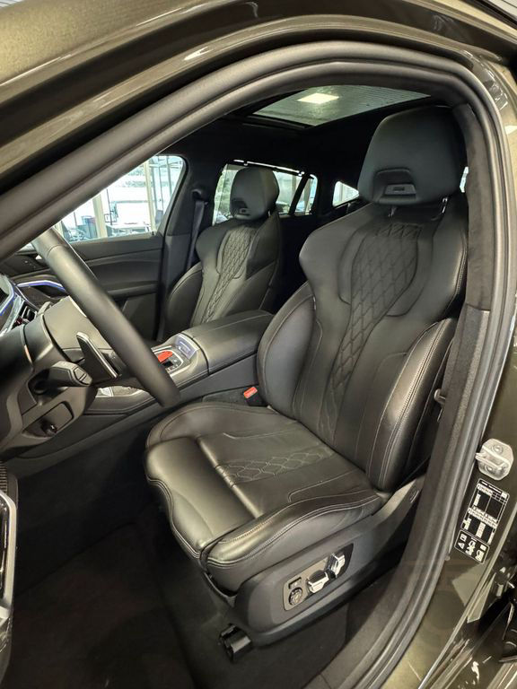 BMW X6 M50 i xDrive M Sport Black Edition H&K HUD Ic