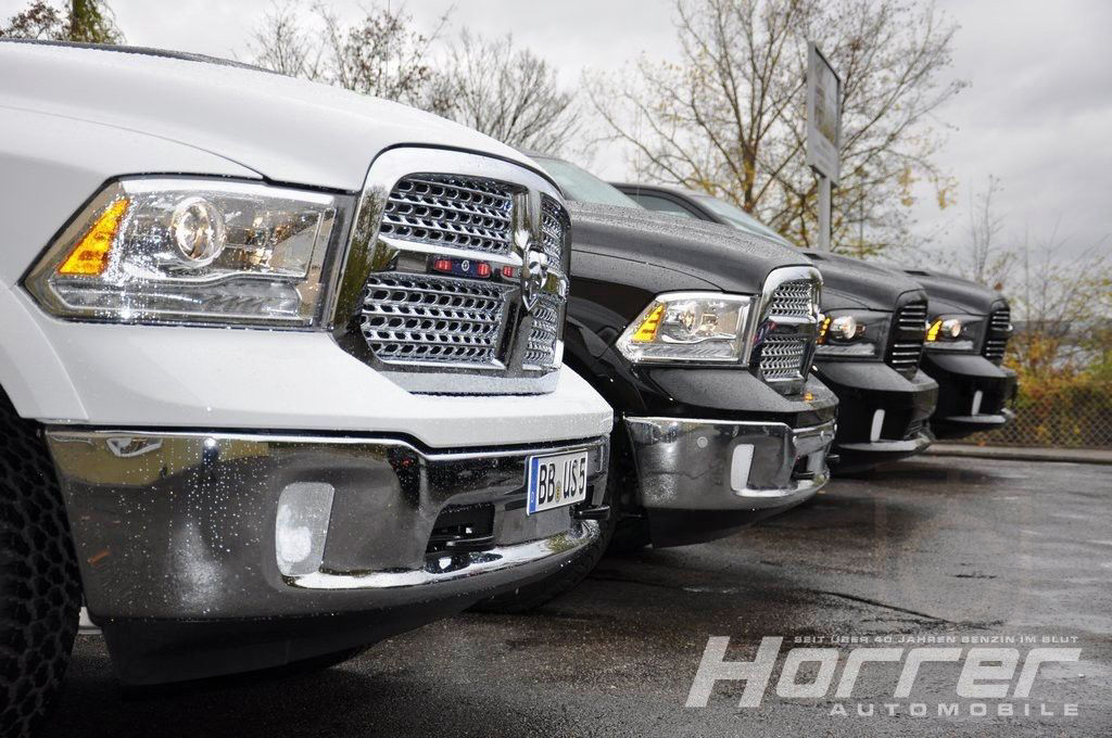 Dodge RAM Laramie Night 3.0L Hurricane Pano 420PS