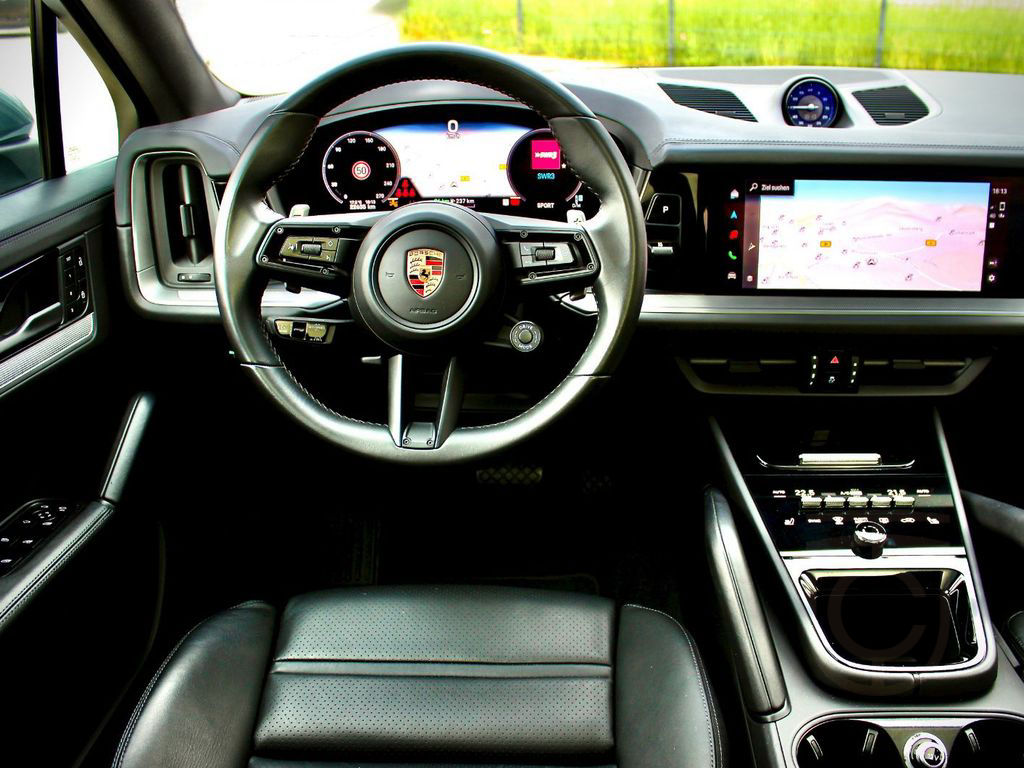 Porsche Cayenne Coupé E-Hybrid SportDesign B-Display HUD