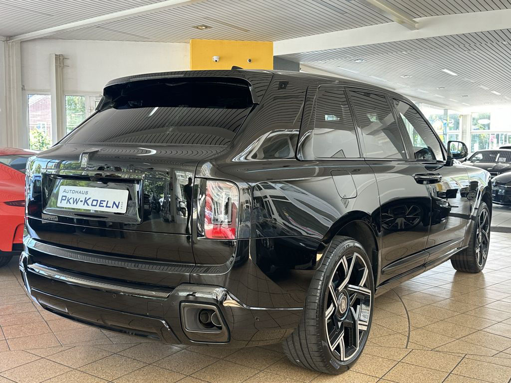 Rolls-Royce Cullinan Black Badge