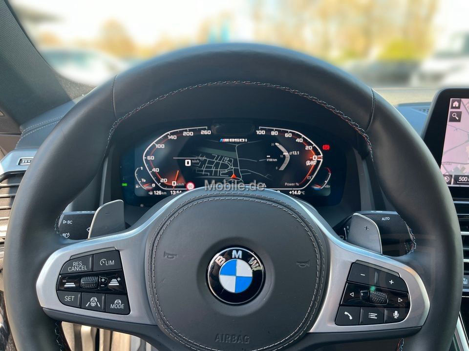 BMW M850i xDrive Coupe DA Prof PA+ Solfclose Sitzbel