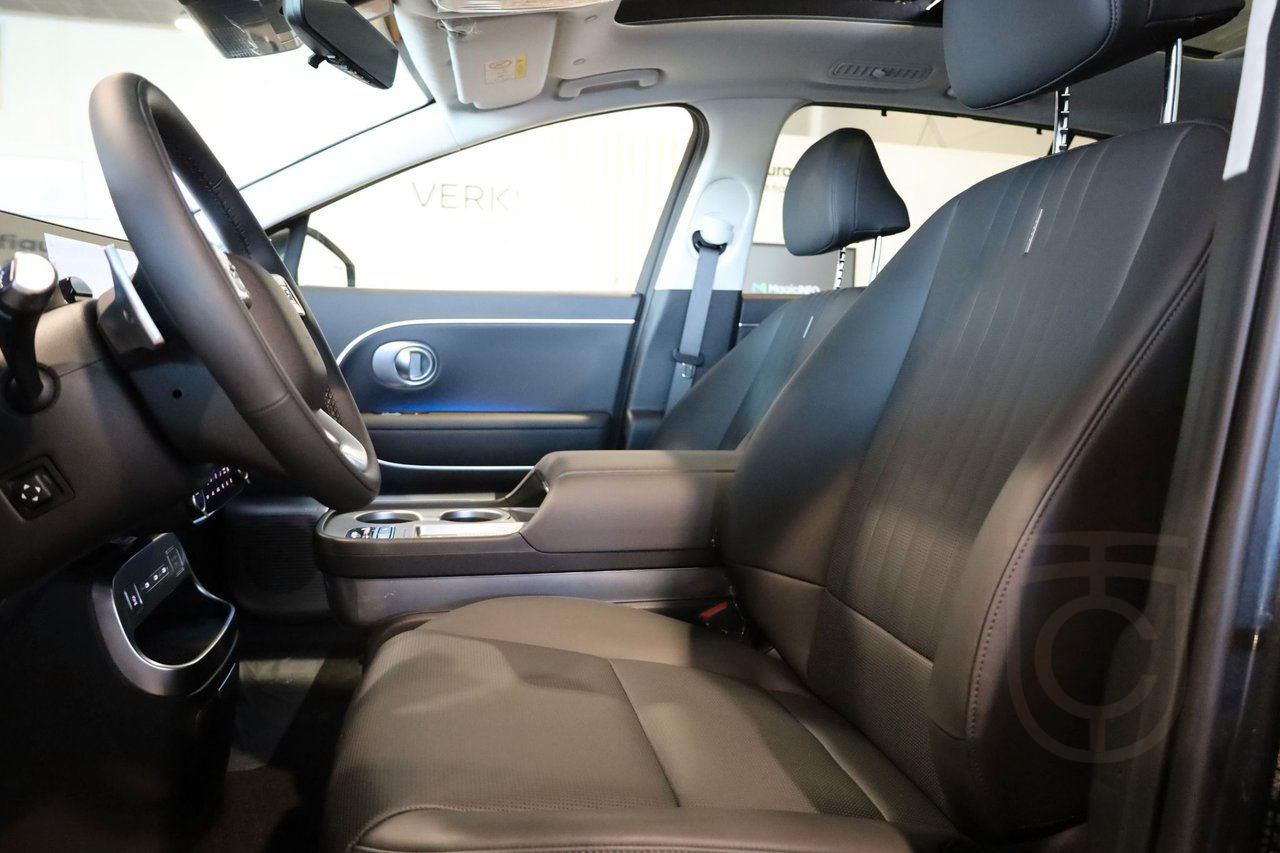 Hyundai IONIQ 9  Calligraphy Line AWD