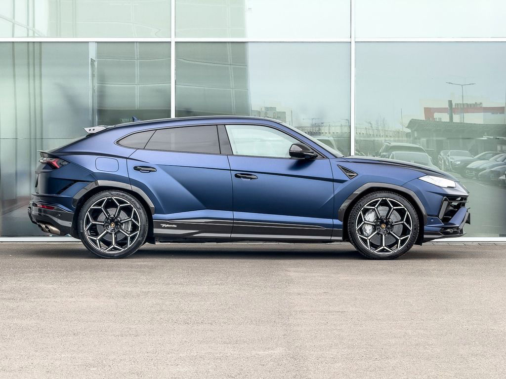 Lamborghini Urus Performante