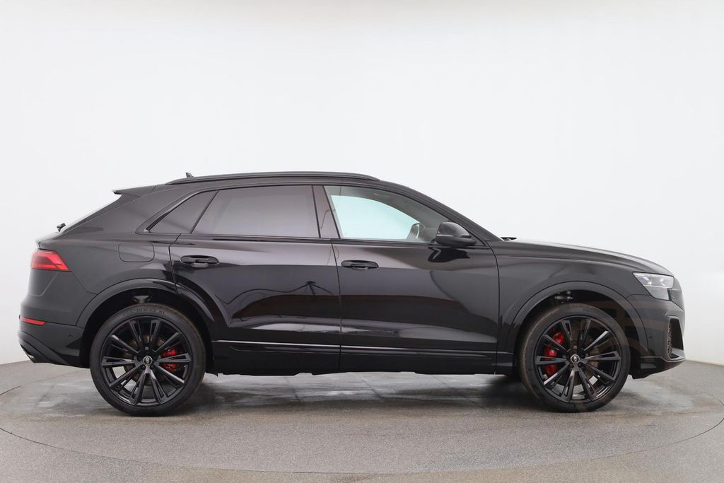 Audi SQ8 TFSI quattro